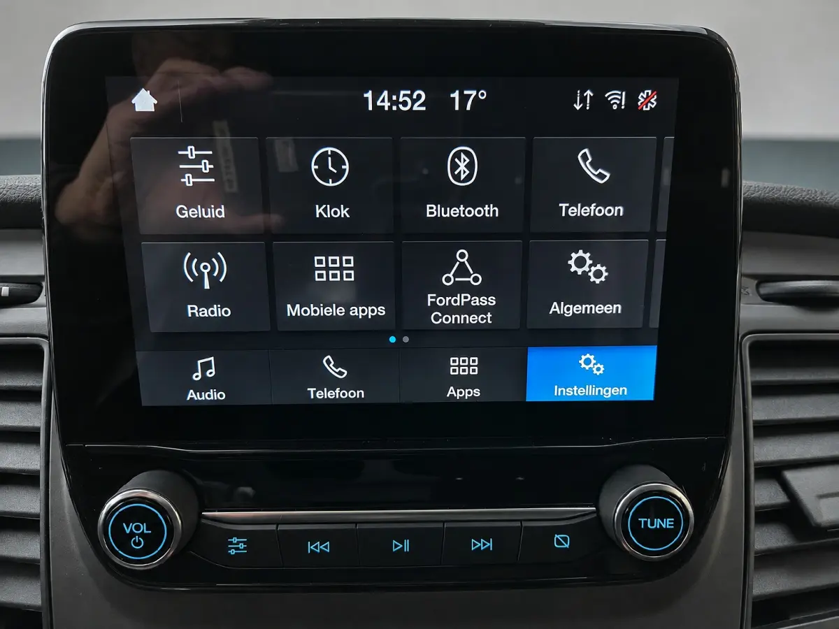 Automaat 2.0 TDCI 130Pk Trend Airco Cruise control Achteruitrijcamera Werkplaatsinrichting