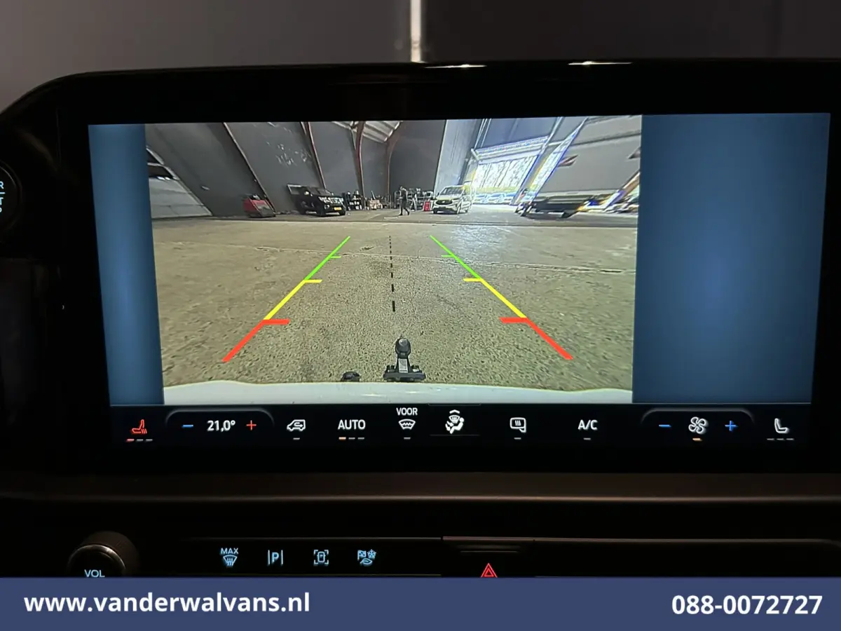 2.0 TDCI 136pk L2H1 Euro6 Airco | Camera | LED | 2500kg Trekhaak | Apple Carplay | Cruisecontrol, Android Auto, Verwarmde Voorruit, Stoelverwarming, Verwarmbare Spiegels, L&M Velgen, Parkeer