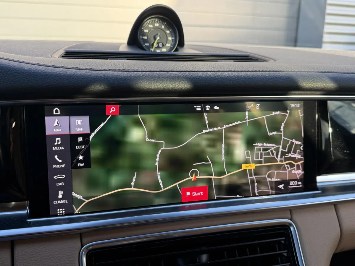 2.9 4 E-Hybrid Sport Chrono | Camera | Navigatie | Adaptive Cruise Control | Krijt |
