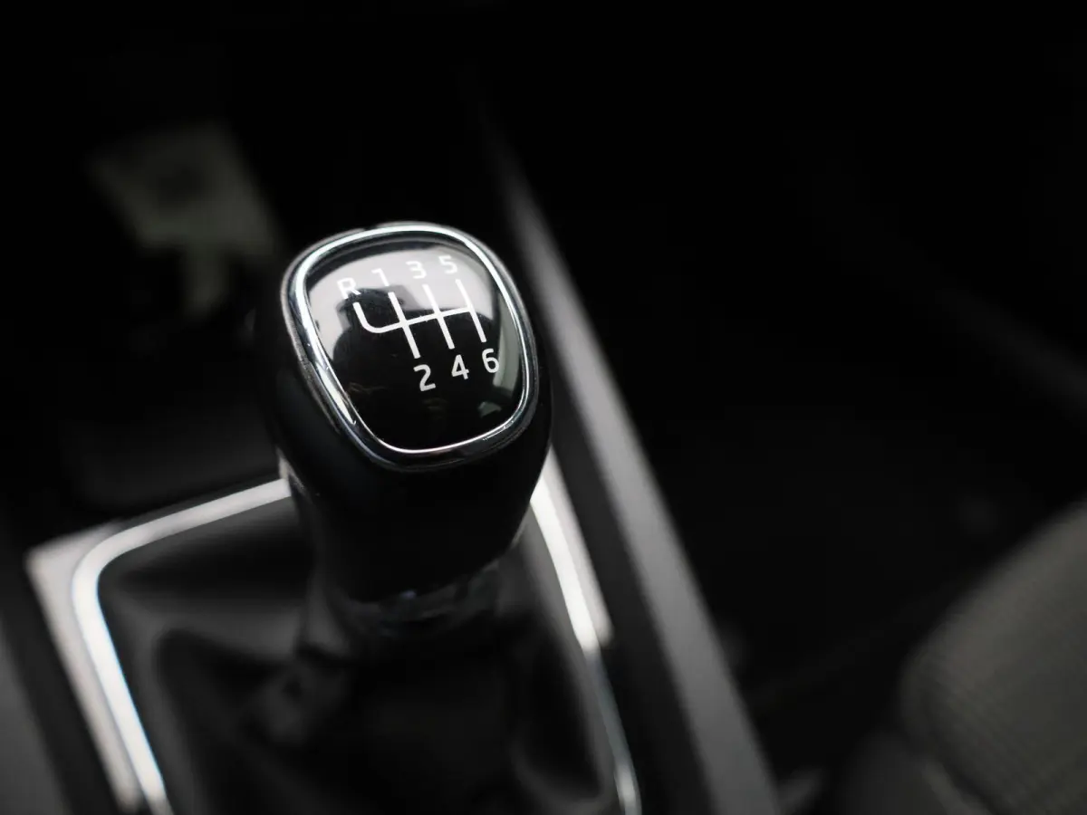 1.0 TSI Business Edition Apple Carplay / Android Auto | Trekhaak | Cruise Control | Airco (automatisch) | Parkeersensoren Voor en Achter | Navigatiesysteem | Lichtmetalen velgen 16” |
