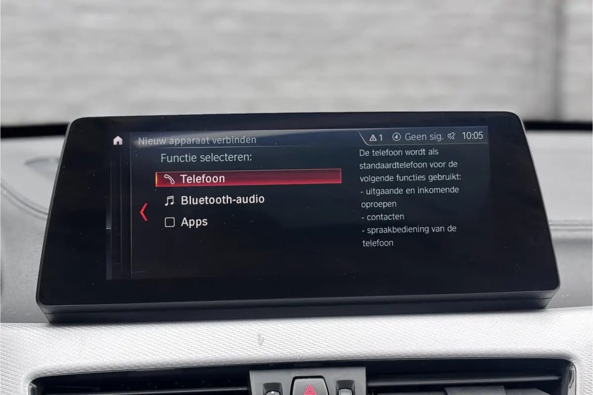 xDrive25e M-sport | Panodak | Head-Up | Adaptive Cruise | Camera | Comfort Access