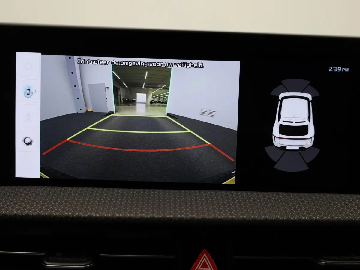 Plus 77.4 kWh | 100% SOH | Voorstoelen Verwarmd/Gekoeld | Trekhaak | Achterbank Verwarmd | Warmtepomp | Adaptieve Cruise Control | Sfeerverlichting | Apple Carplay/Android Auto | Kunstledere