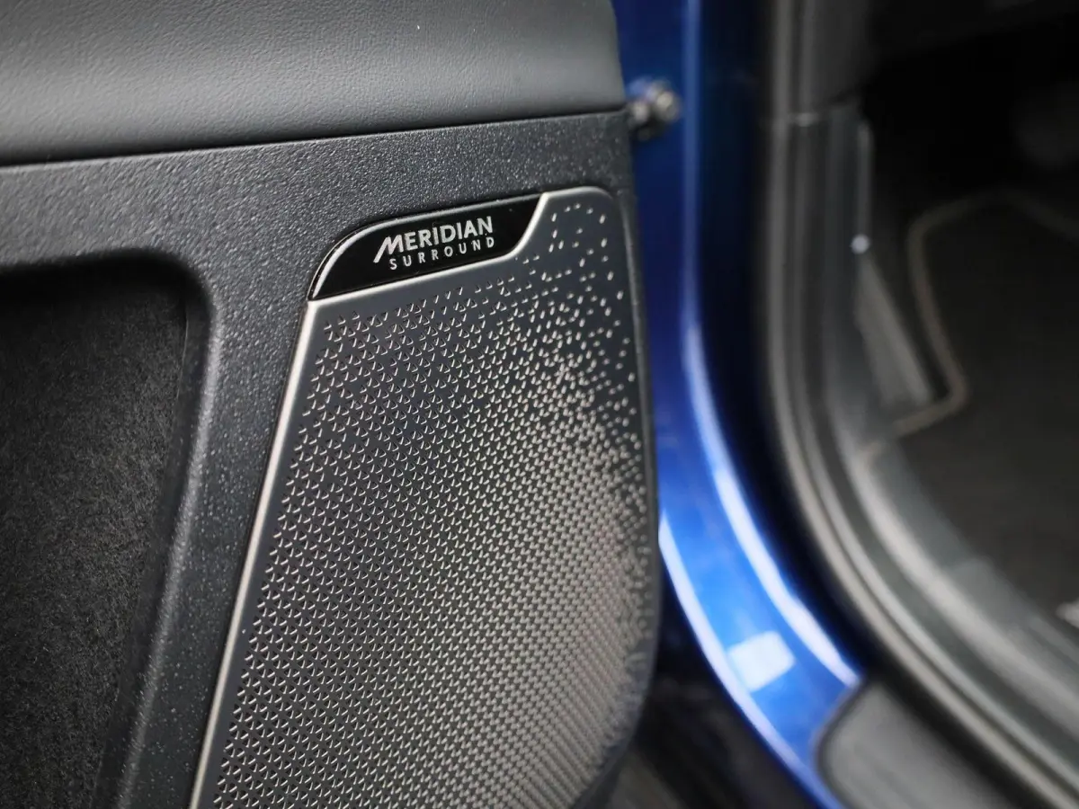 Plus 77.4 kWh | 100% SOH | Voorstoelen Verwarmd/Gekoeld | Trekhaak | Achterbank Verwarmd | Warmtepomp | Adaptieve Cruise Control | Sfeerverlichting | Apple Carplay/Android Auto | Kunstledere