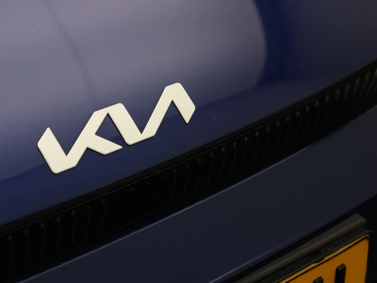 Plus 77.4 kWh | 100% SOH | Voorstoelen Verwarmd/Gekoeld | Trekhaak | Achterbank Verwarmd | Warmtepomp | Adaptieve Cruise Control | Sfeerverlichting | Apple Carplay/Android Auto | Kunstledere