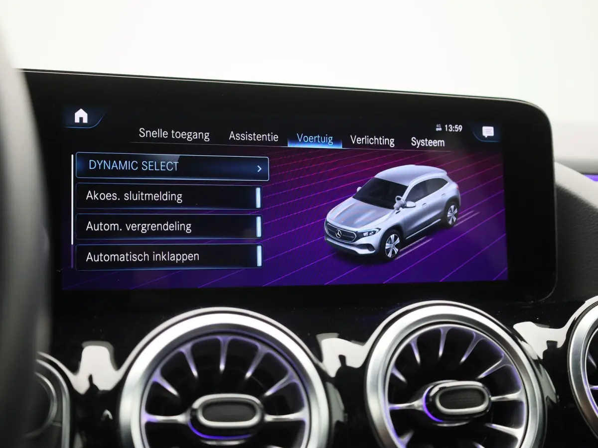 EQA 250 Business Solution Luxury Sfeerverlichting |  Apple Carplay/Android Auto | Leren Bekleding | Stoelverwarming | Electrische Achterklep | Luxe |