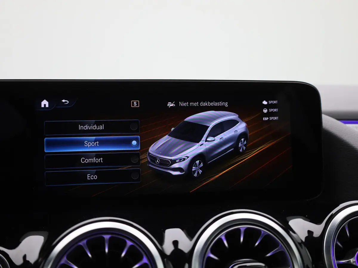 EQA 250 Business Solution Luxury Sfeerverlichting |  Apple Carplay/Android Auto | Leren Bekleding | Stoelverwarming | Electrische Achterklep | Luxe |
