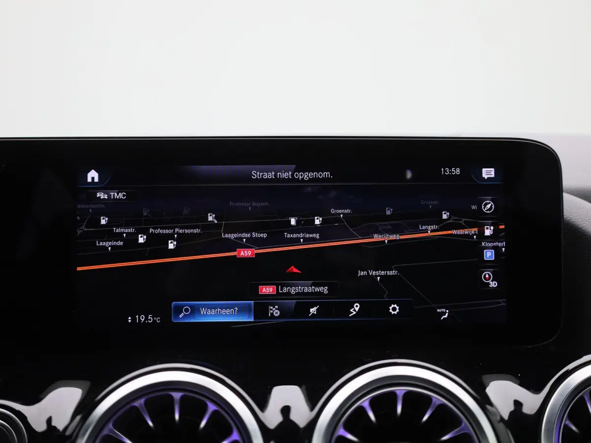 EQA 250 Business Solution Luxury Sfeerverlichting |  Apple Carplay/Android Auto | Leren Bekleding | Stoelverwarming | Electrische Achterklep | Luxe |