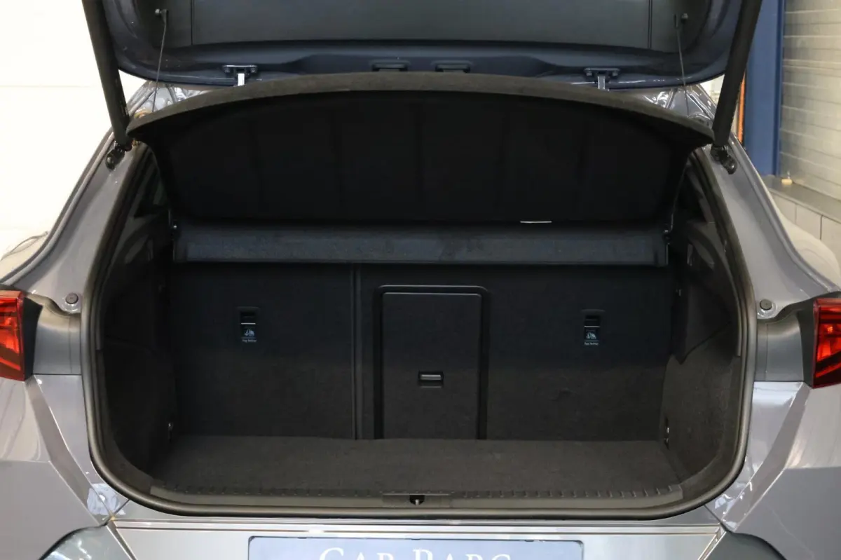 1.4 e-HYBRID VZ BTW/LED/VIRTUAL/SFEER/PANO/LEER+S.VERWARMING/19" LMV/KEYLESS/CAM/ACC/ECC/12 MDN GARANTIE!