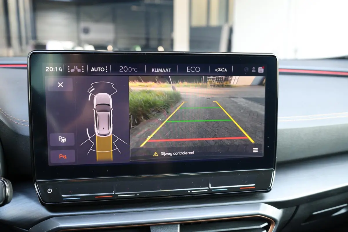 1.4 e-HYBRID VZ BTW/LED/VIRTUAL/SFEER/PANO/LEER+S.VERWARMING/19" LMV/KEYLESS/CAM/ACC/ECC/12 MDN GARANTIE!