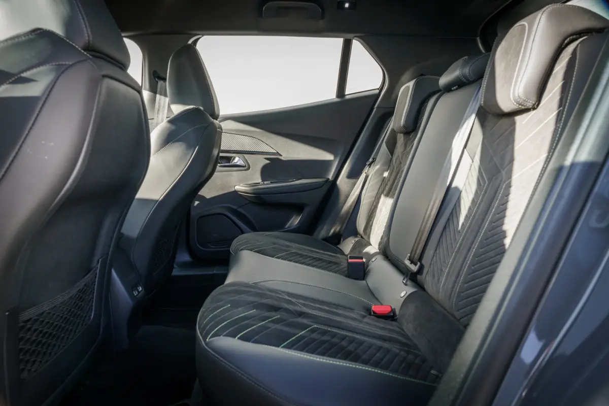 1.2 PureTech 130 GT | Sportstoelen | LED | Camera | Massage | Carplay | Virtual Cockpit