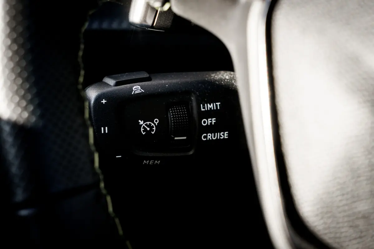 1.2 PureTech 130 GT | Sportstoelen | LED | Camera | Massage | Carplay | Virtual Cockpit