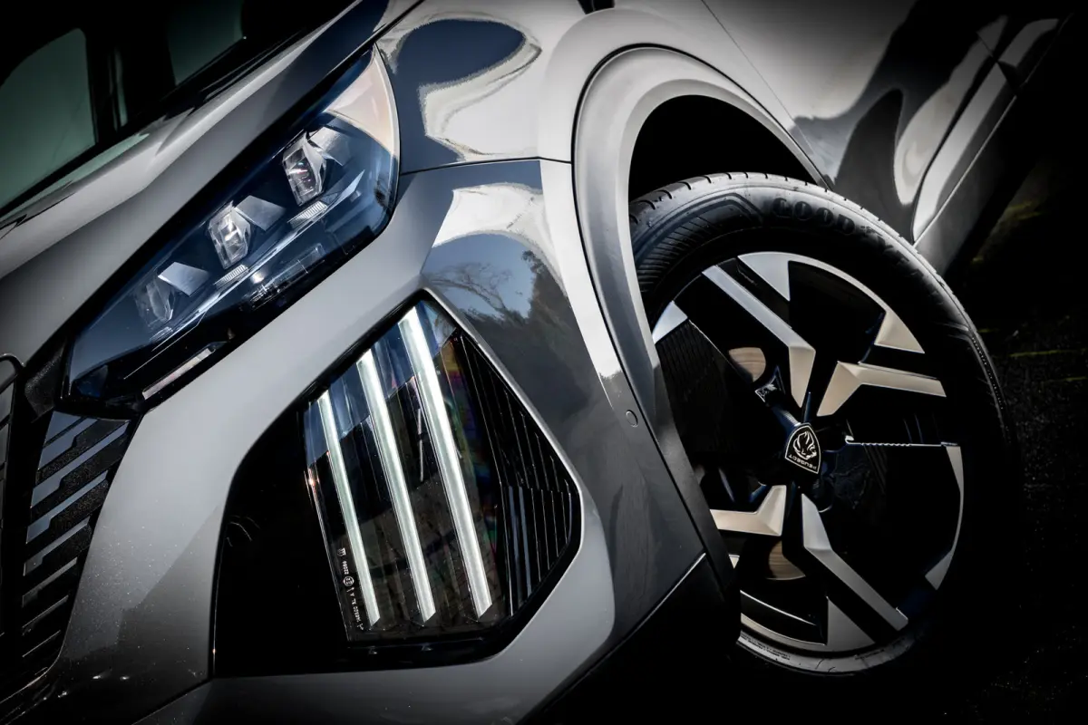 1.2 PureTech 130 GT | Sportstoelen | LED | Camera | Massage | Carplay | Virtual Cockpit