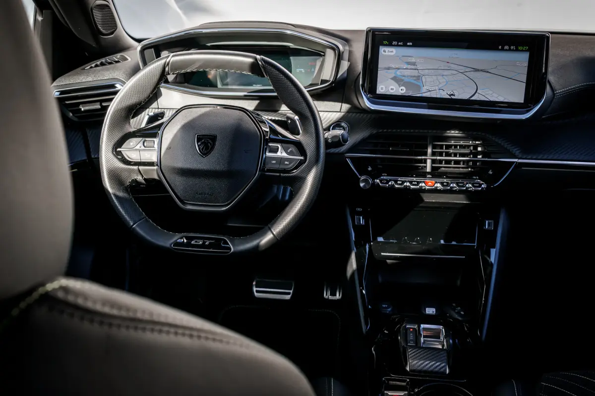 1.2 PureTech 130 GT | Sportstoelen | LED | Camera | Massage | Carplay | Virtual Cockpit
