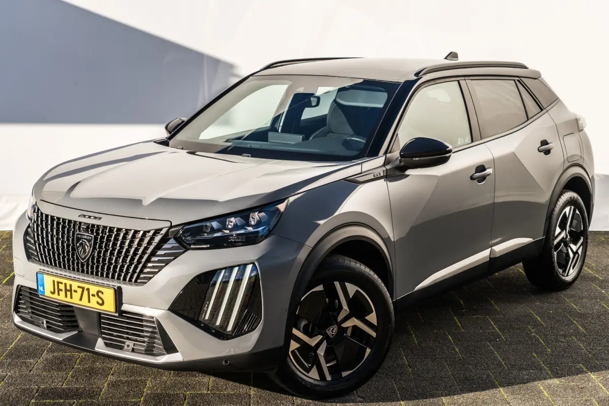1.2 PureTech 130 GT | Sportstoelen | LED | Camera | Massage | Carplay | Virtual Cockpit