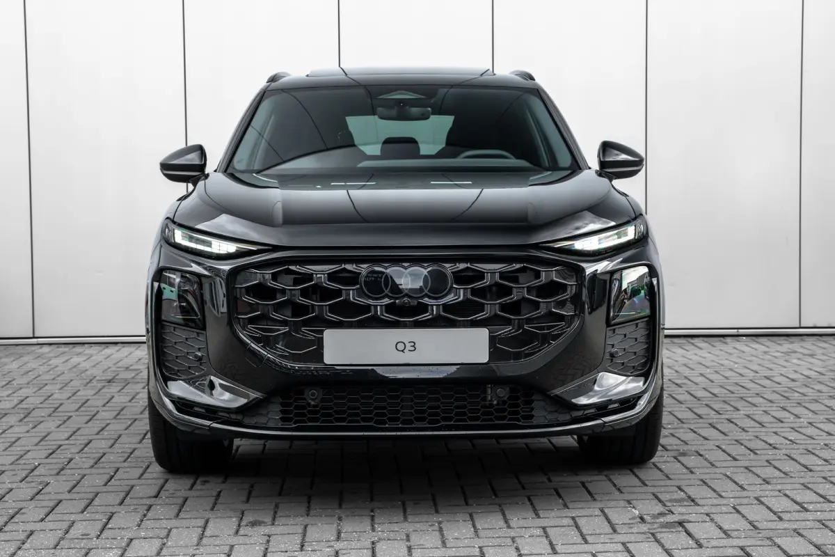 e-hybrid S edition 200 kW / 272 pk | Adaptive cruise control | Audi sound system | Cruise control