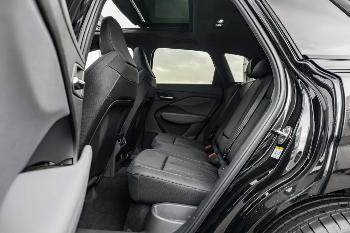 e-hybrid S edition 200 kW / 272 pk | Adaptive cruise control | Audi sound system | Cruise control