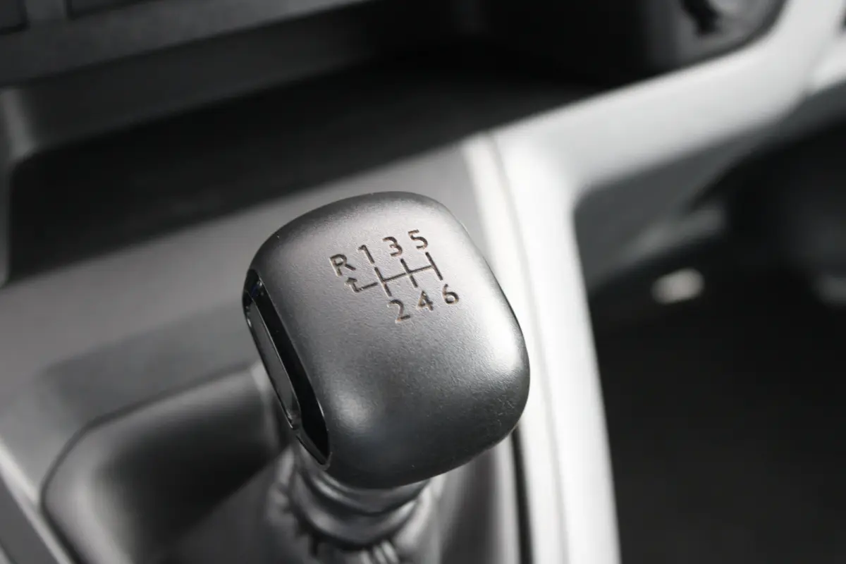 2.0 BlueHDI 120 Standard Premium | Navigatie | Imperiaal | Trekhaak | Airconditioning | NL auto | 1e Eigenaar | 74.000km |