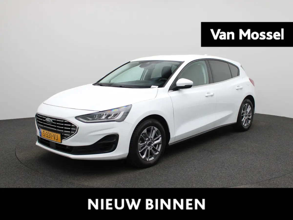 1.0 EcoBoost Hybrid Titanium | Parkeersensor voor/achter | Navigatie full map | Apple CarPlay/Android Auto | Airco automatisch | Cruise control | Extra getint glas | Lichtmetalen velgen |