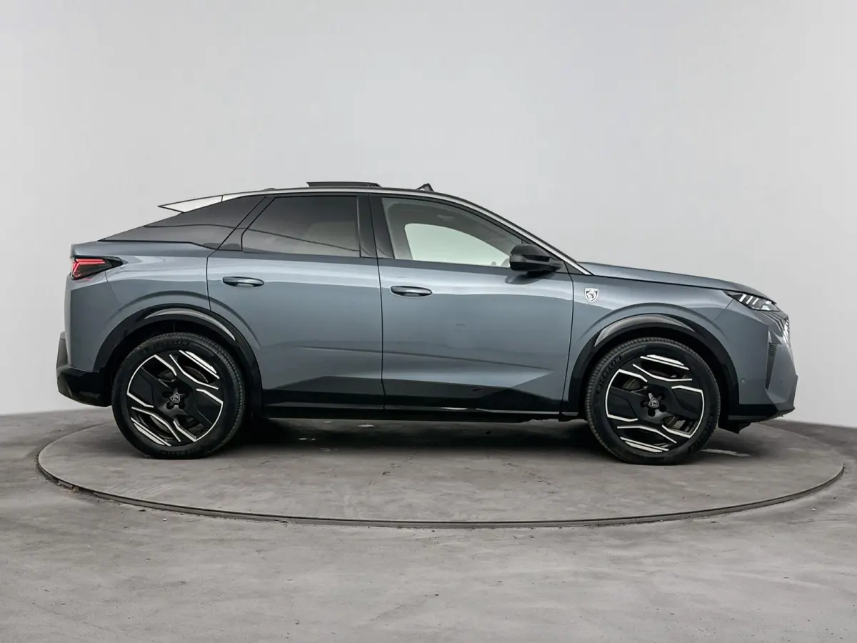 Launch Edition 325 Dual Motor 73 kWh Elec. Achterklep| Stoelverwarming| Elec. Stoelen| open dak
