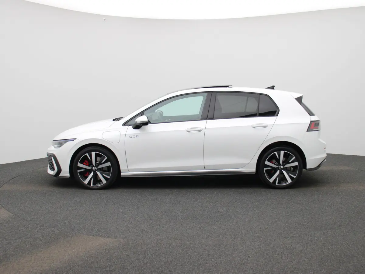 1.5 eHybrid GTE 272 PK| Origineel Nederlands | 1e Eigenaar | Panoramadak | Trekhaak | 360 Camera | Stoelverwarming | Stuurwielverwarming | Navigatie