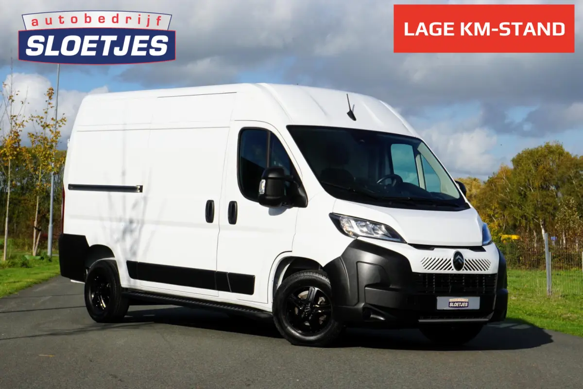 2.2 BlueHDi 140 L2H2 3.5t in nieuwstaat |Standkachel |3500 KG |Keyless entry |Stoelverwarming |2e airbag |Groot scherm |Camera |Cruise |Navi |Carplay |1e eigenaar |EURO6
