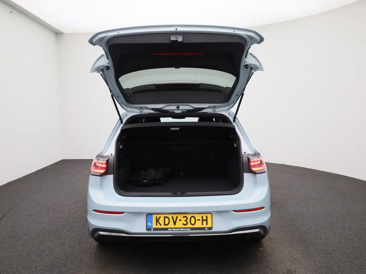 1.5 eHybrid GTE 272 PK| Origineel Nederlands | 1e Eigenaar | Panoramadak | Trekhaak | 360 Camera | Stoelverwarming | Stuurwielverwarming | Navigatie