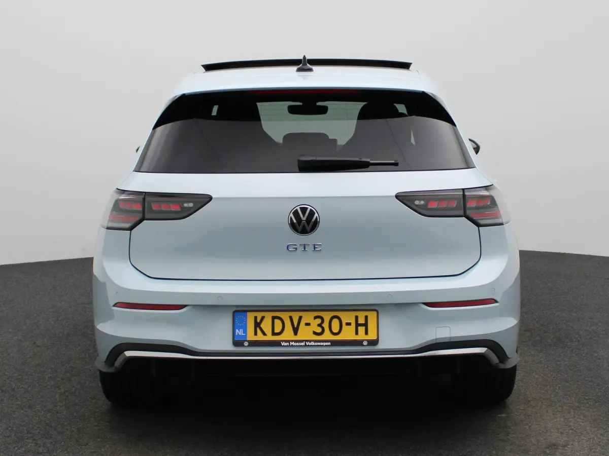 1.5 eHybrid GTE 272 PK| Origineel Nederlands | 1e Eigenaar | Panoramadak | Trekhaak | 360 Camera | Stoelverwarming | Stuurwielverwarming | Navigatie