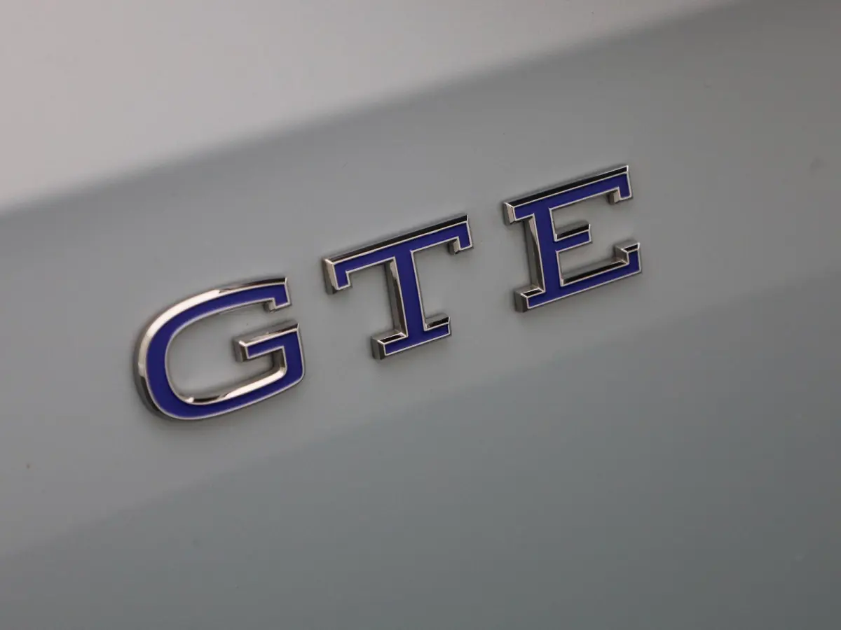 1.5 eHybrid GTE 272 PK| Origineel Nederlands | 1e Eigenaar | Panoramadak | Trekhaak | 360 Camera | Stoelverwarming | Stuurwielverwarming | Navigatie