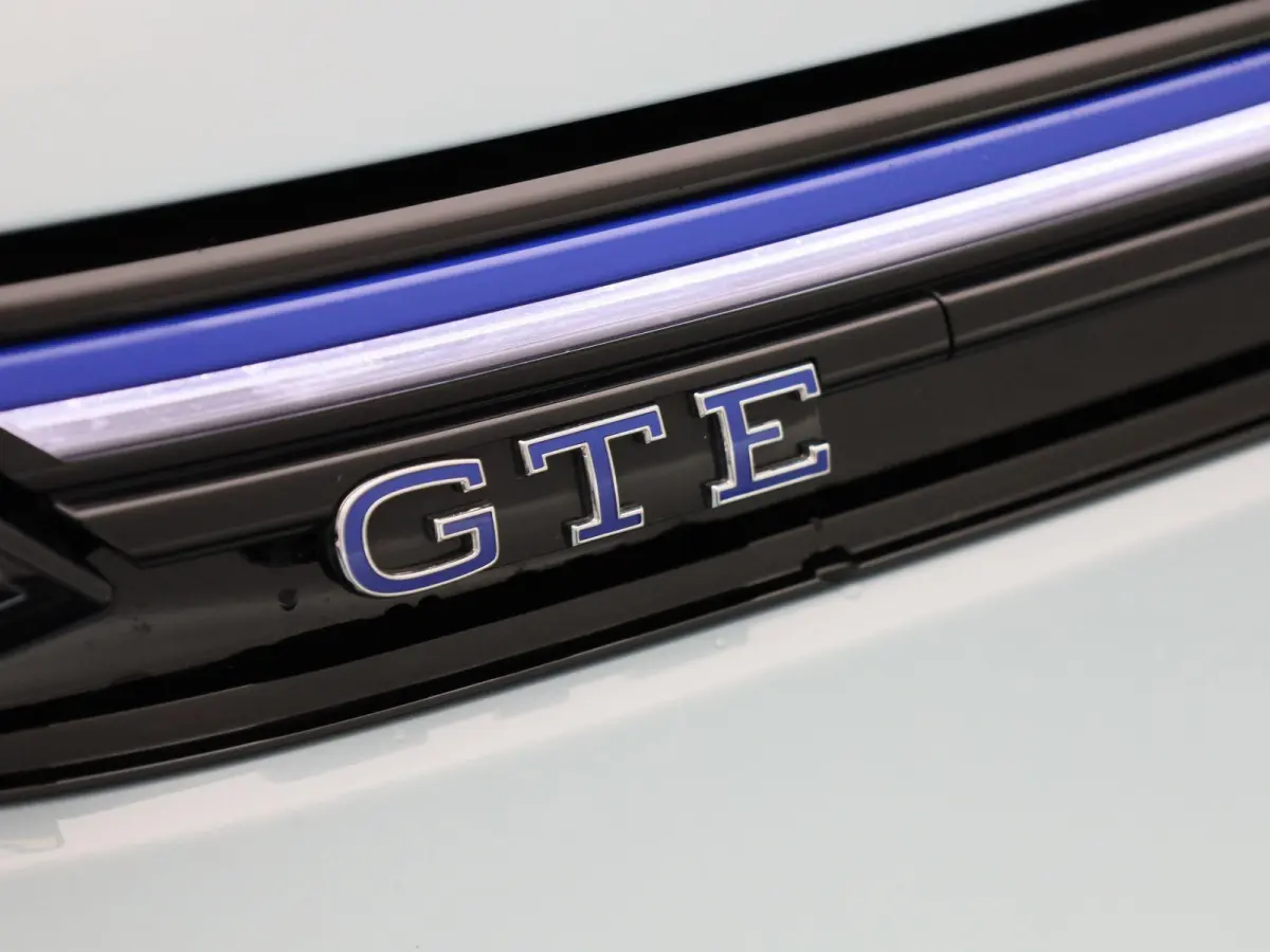 1.5 eHybrid GTE 272 PK| Origineel Nederlands | 1e Eigenaar | Panoramadak | Trekhaak | 360 Camera | Stoelverwarming | Stuurwielverwarming | Navigatie