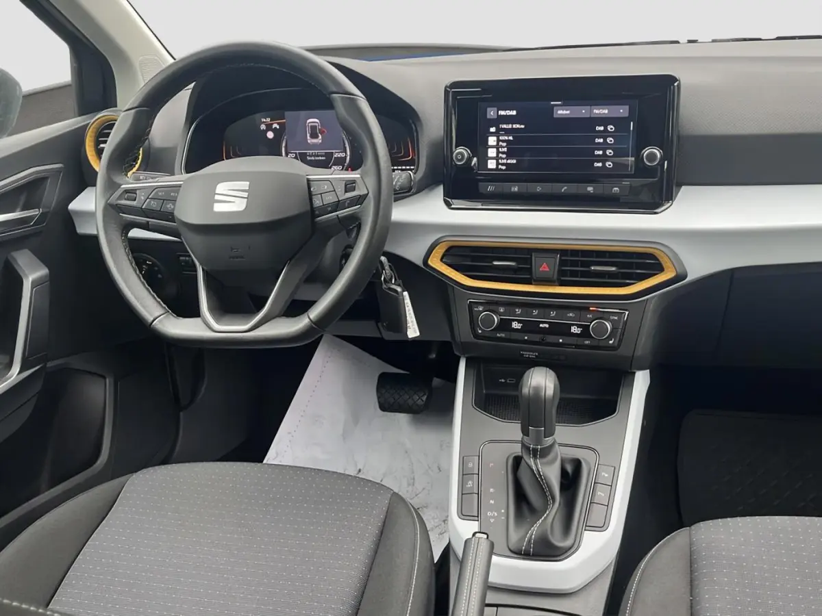 1.0 TSi DSG Style Business Connect | CLIMA | CAMERA | PDC V+A | STOELVERW. |