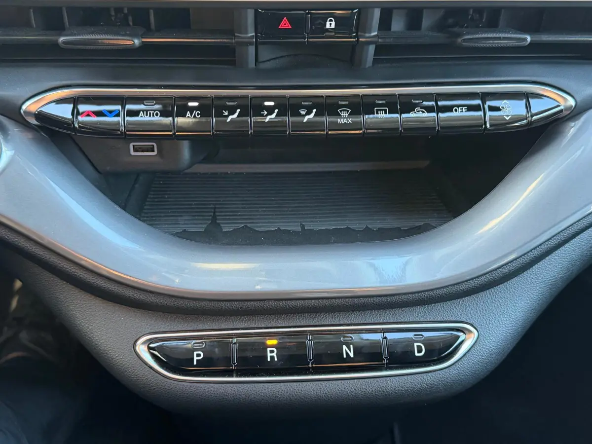 Urban 42 kWh SOH 98% Apple Carplay|Cabrio|Cruise Control|Climate Control