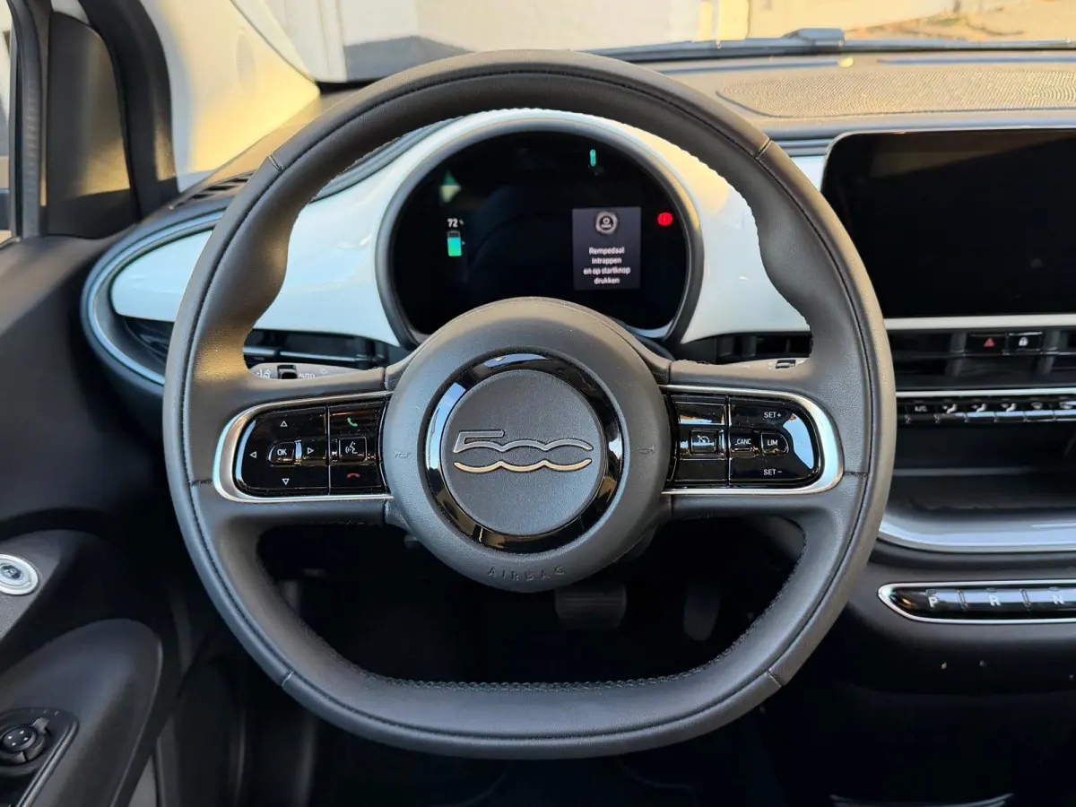 Urban 42 kWh SOH 98% Apple Carplay|Cabrio|Cruise Control|Climate Control