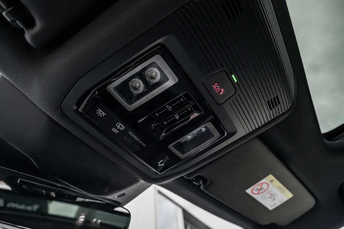 e-hybrid S edition 200 kW / 272 pk | Adaptive cruise control | Audi sound system | Cruise control
