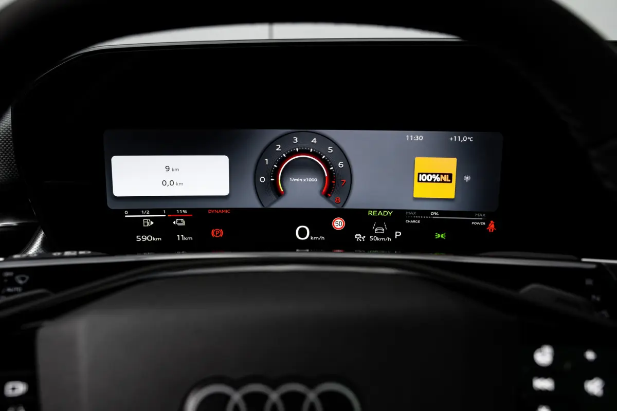e-hybrid S edition 200 kW / 272 pk | Adaptive cruise control | Audi sound system | Cruise control