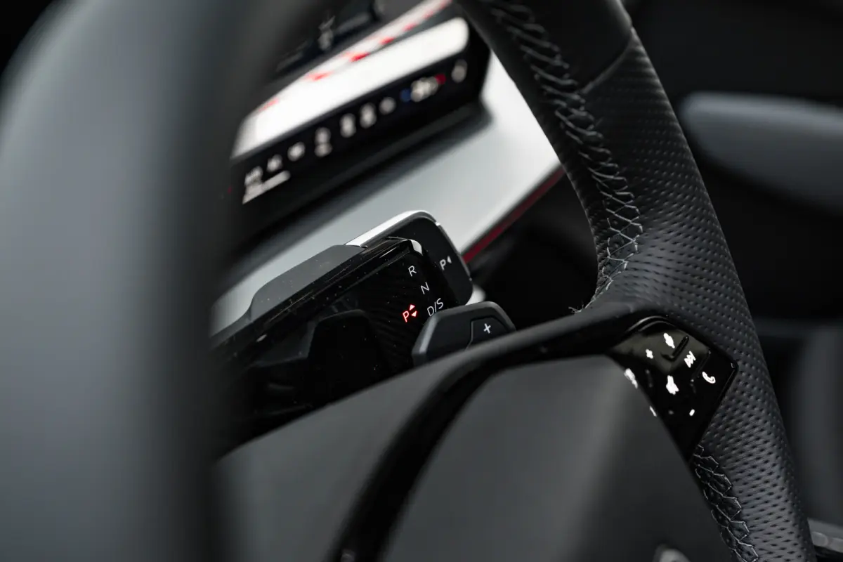 e-hybrid S edition 200 kW / 272 pk | Adaptive cruise control | Audi sound system | Cruise control