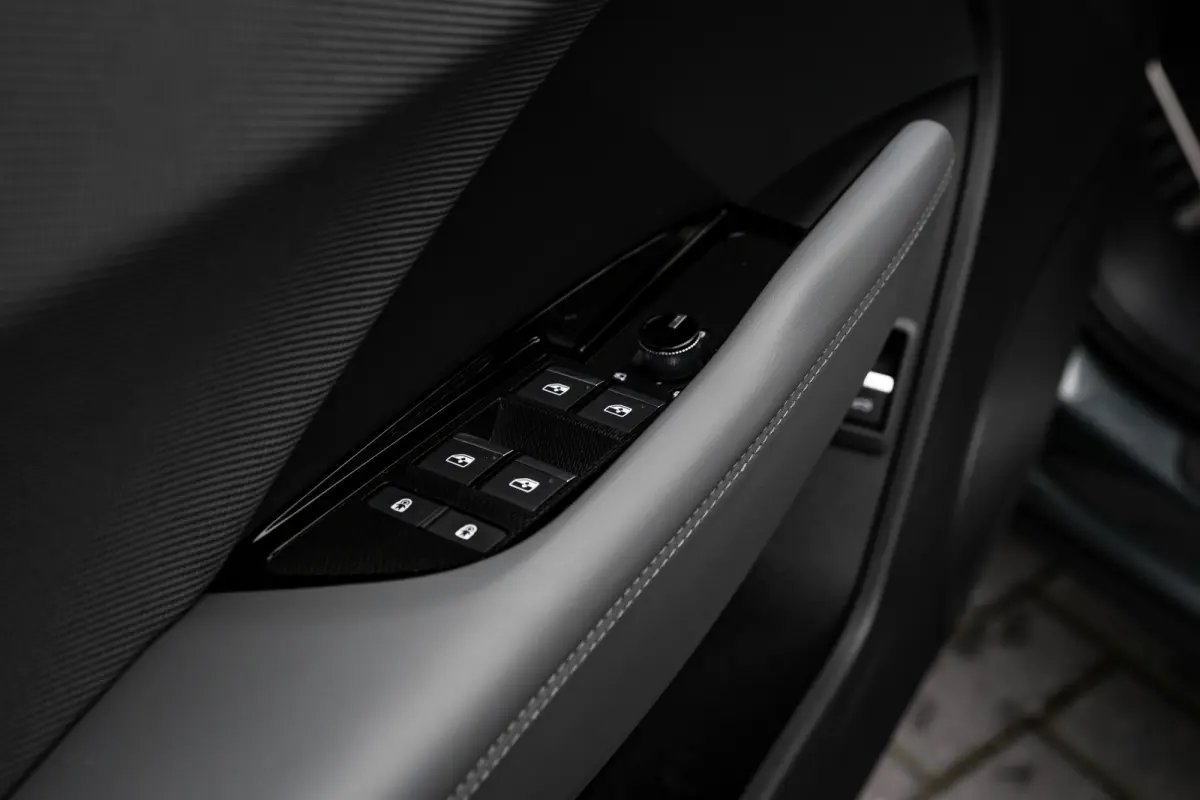 e-hybrid S edition 200 kW / 272 pk | Adaptive cruise control | Audi sound system | Cruise control
