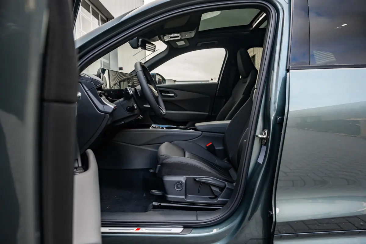 e-hybrid S edition 200 kW / 272 pk | Adaptive cruise control | Audi sound system | Cruise control
