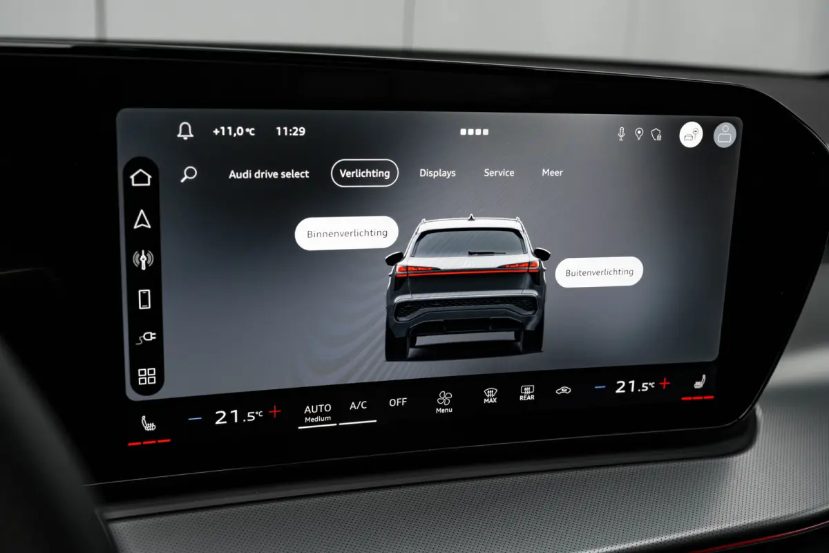 e-hybrid S edition 200 kW / 272 pk | Adaptive cruise control | Audi sound system | Cruise control