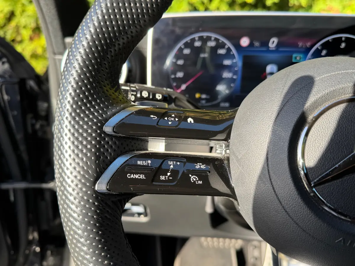 200 d AMG Line 163PK Automaat | Elek. Trekhaak | Alcantara | Apple/Android Carplay | Parkeercamera