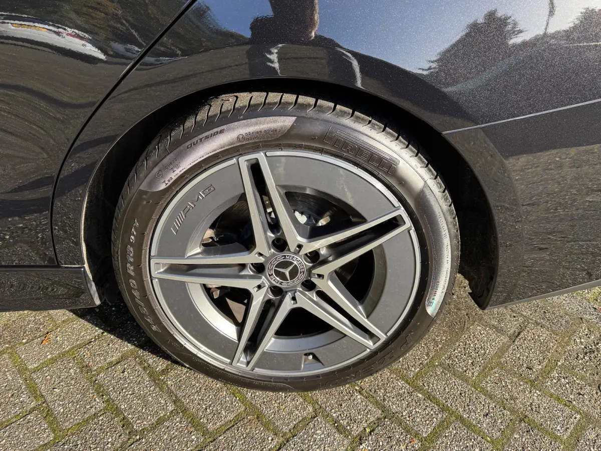 200 d AMG Line 163PK Automaat | Elek. Trekhaak | Alcantara | Apple/Android Carplay | Parkeercamera