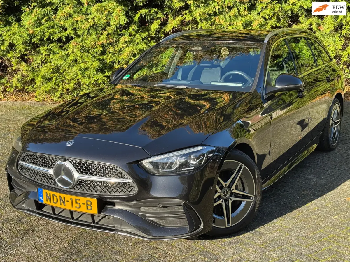 200 d AMG Line 163PK Automaat | Elek. Trekhaak | Alcantara | Apple/Android Carplay | Parkeercamera