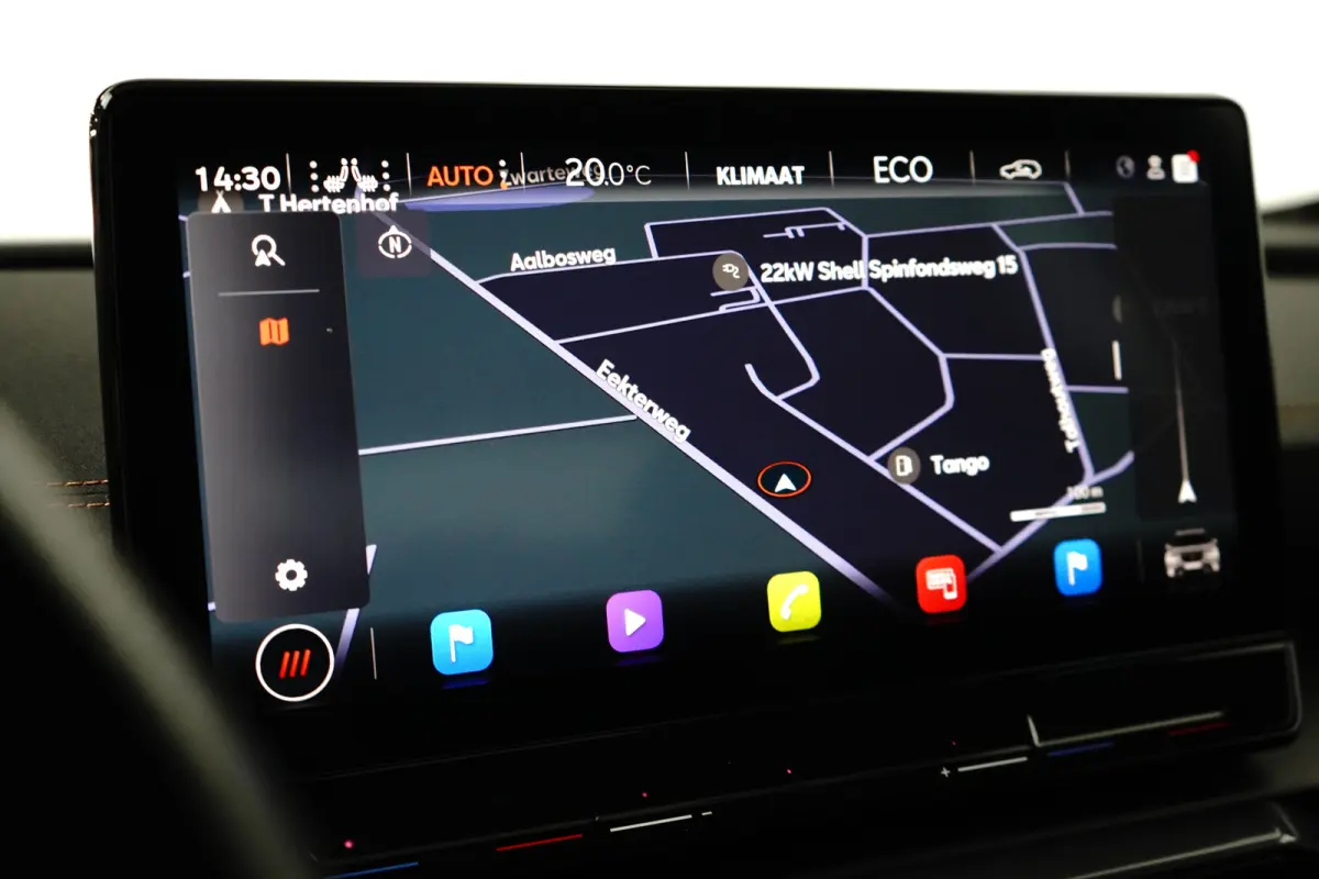 1.4 e-Hybrid Business l Elekt. Stoel incl Memory l 19" l Navigatie l Half Leder l Stoelverwarming l