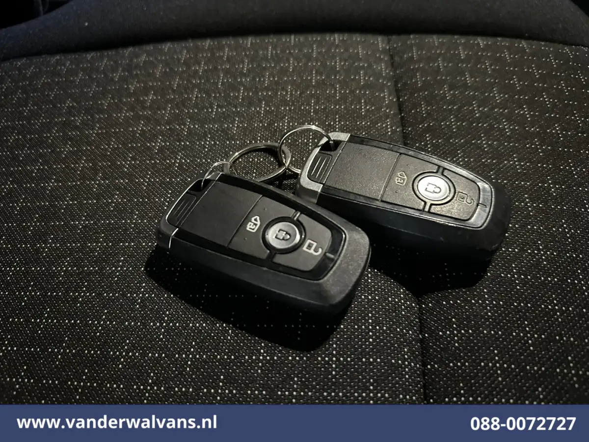 2.0 TDCI L2H1 Euro6 Airco | Camera | LED | Apple Carplay | Android Auto Cruisecontrol, Verwarmde Voorruit, Verwarmbare Spiegels, Parkeersensoren, Bijrijdersbank