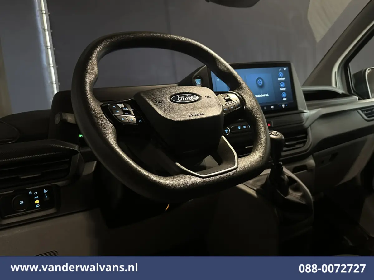 2.0 TDCI L2H1 Euro6 Airco | Camera | LED | Apple Carplay | Android Auto Cruisecontrol, Verwarmde Voorruit, Verwarmbare Spiegels, Parkeersensoren, Bijrijdersbank