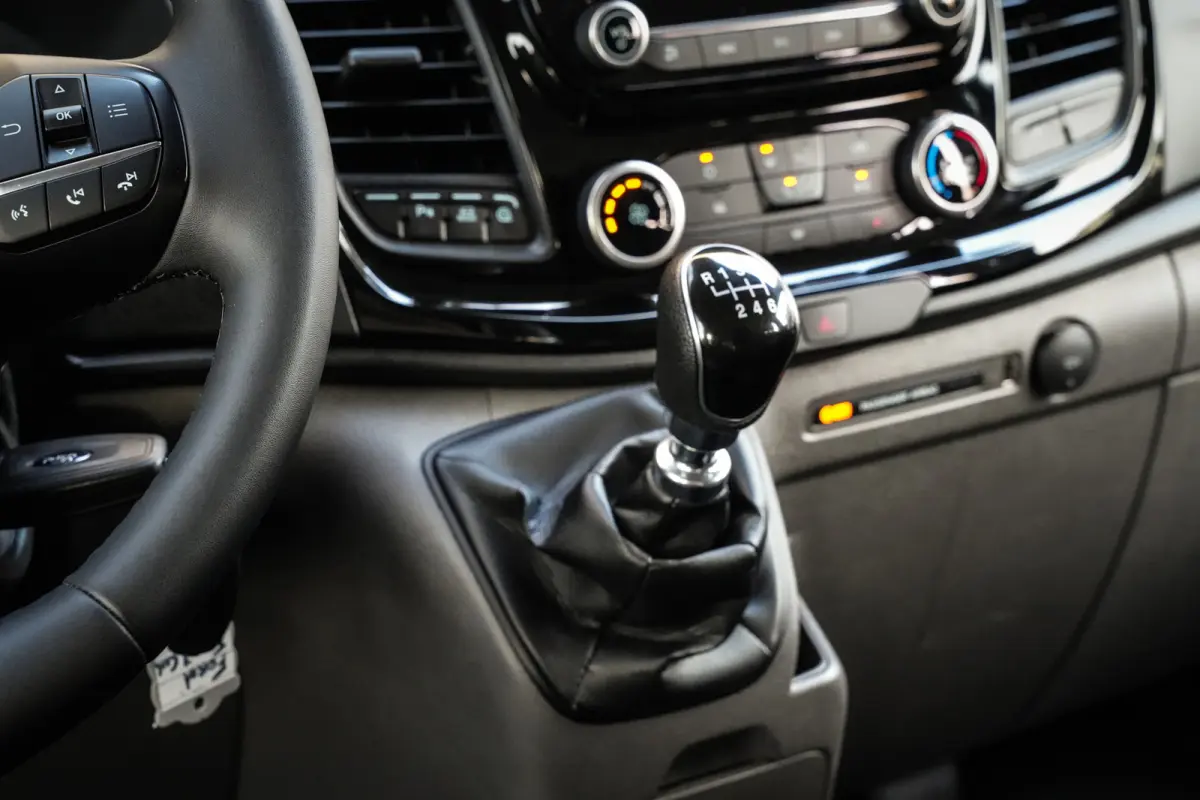 340 2.0 TDCI L2H1 Trail | ACC | Clima | Leder | 6-zits | Navi | 1e eig. | Metallic |