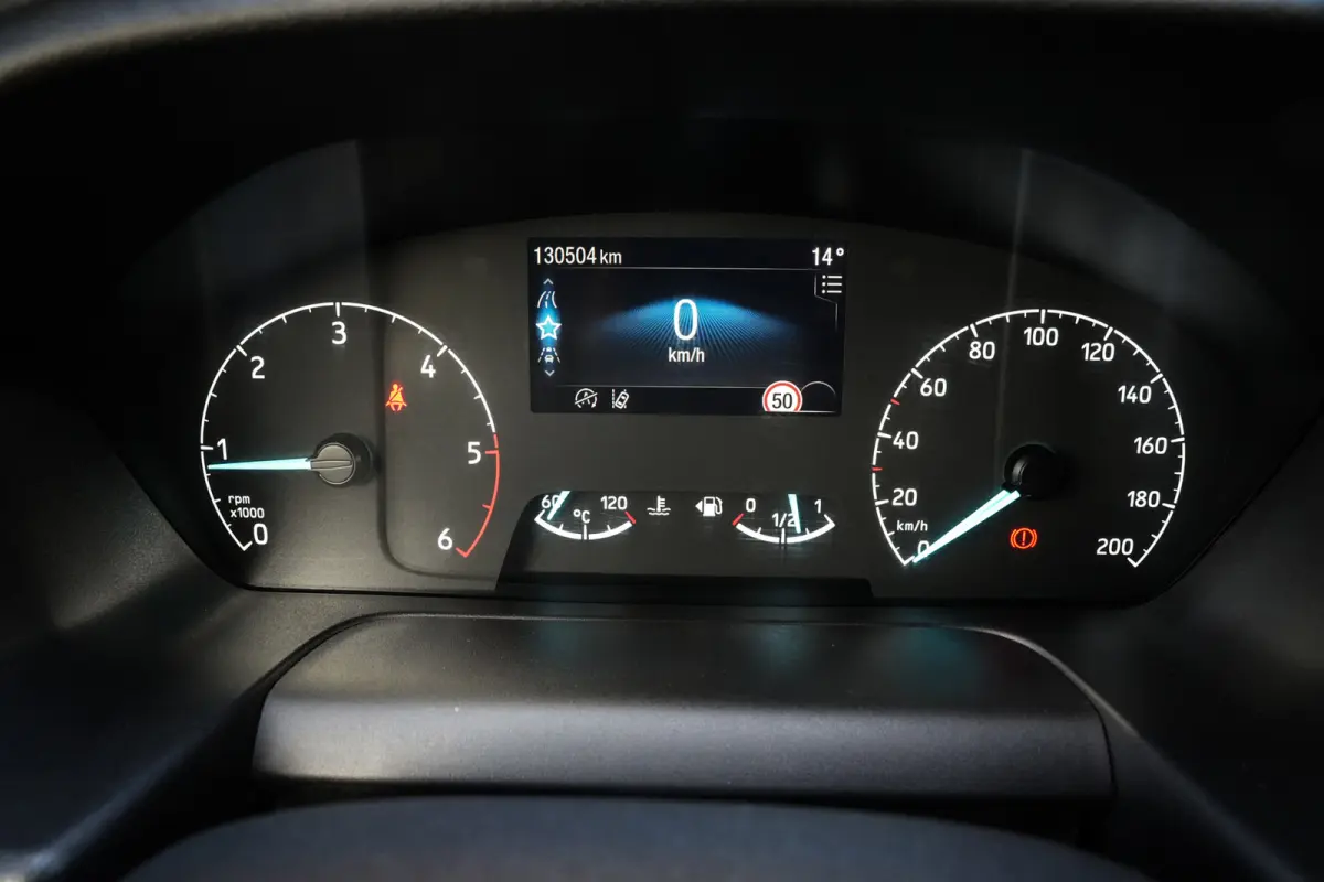340 2.0 TDCI L2H1 Trail | ACC | Clima | Leder | 6-zits | Navi | 1e eig. | Metallic |
