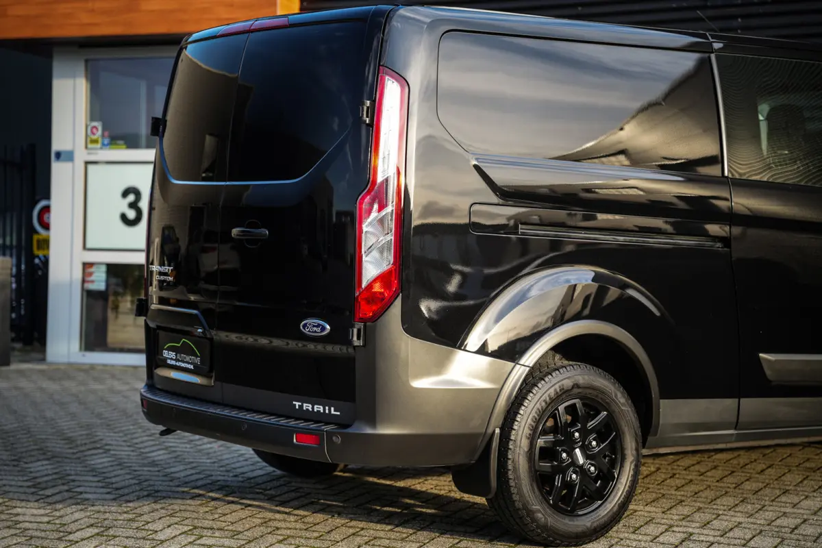 340 2.0 TDCI L2H1 Trail | ACC | Clima | Leder | 6-zits | Navi | 1e eig. | Metallic |