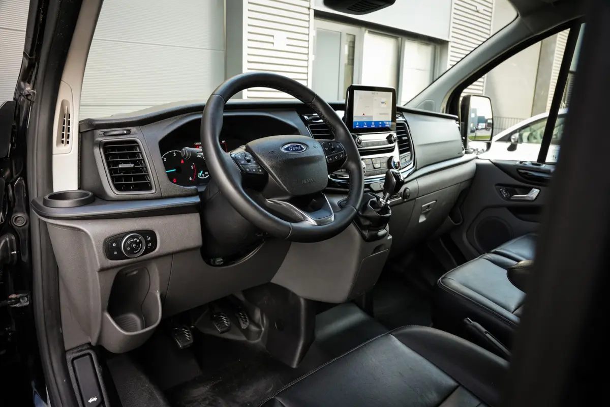 340 2.0 TDCI L2H1 Trail | ACC | Clima | Leder | 6-zits | Navi | 1e eig. | Metallic |