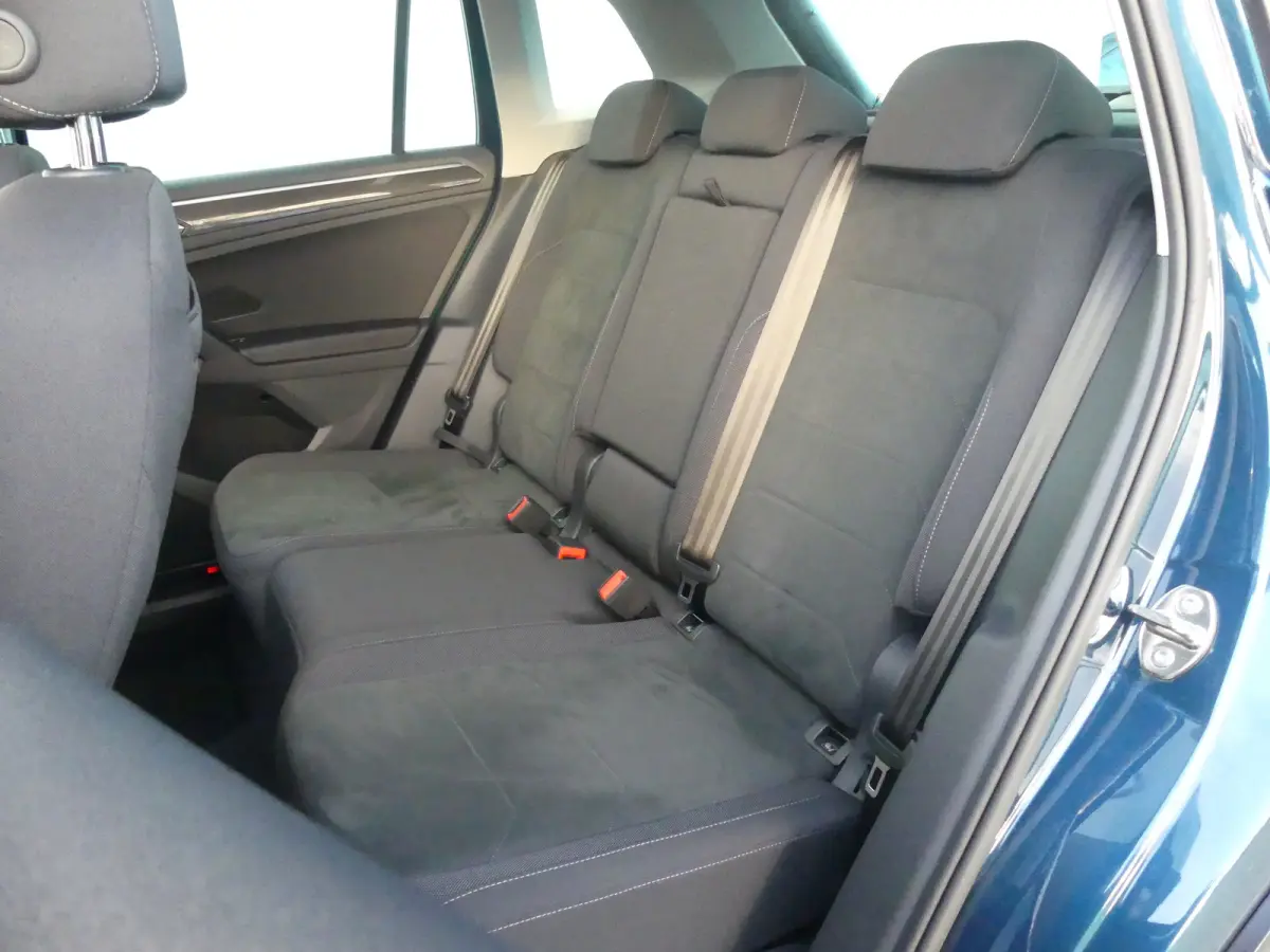 1.4 TSI eHybrid R-Line Business+ | PANORAMADAK | ADAPTIVE CRUISE | DODEHOEKDETECTIE | CAMERA | PARKEERSENSOREN V+A | ELEKTRISCHE ACHTERKLEP | NAVI | LMV 18" | APPLE CARPLAY / ANDROID AUTO |