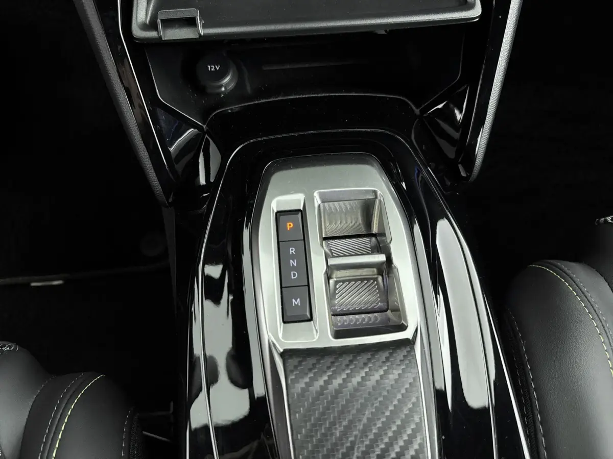 1.2 Hybrid 145 GT Camera | Dode Hoeksensor | Adaptieve Cruise controle |Apple Carplay